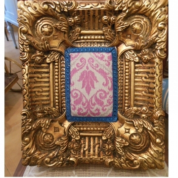 Marco barroco dorado vintage intervenido