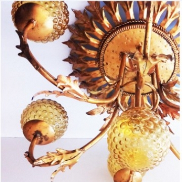 lAMARA EXPECATCULAR VINTAGE DE ORO Y PAN DE ORO 