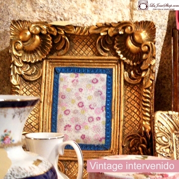 Cuadro dorado barroco vintage con aplicacin de tela liberty y pasamaneria