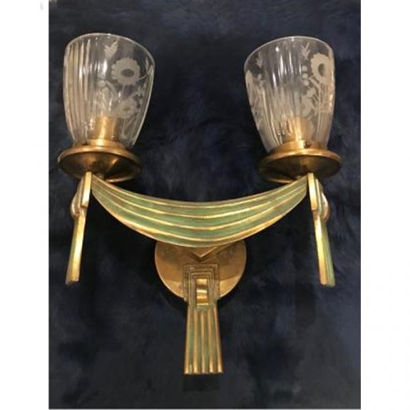 Aplique Art Deco de bronce 