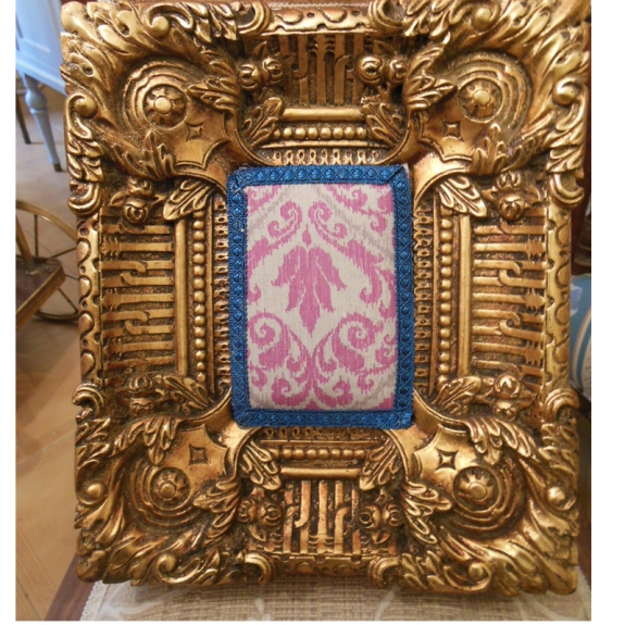 Marco barroco dorado vintage intervenido